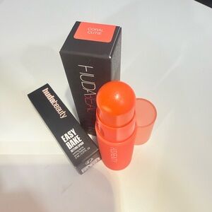 HUDA BEAUTY Coral Cutie Cream Blush Stick - Vibrant Coral Orange